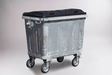 Wheelie bin 660L with plastic double-walled black lid, 1370x780x1245 mm