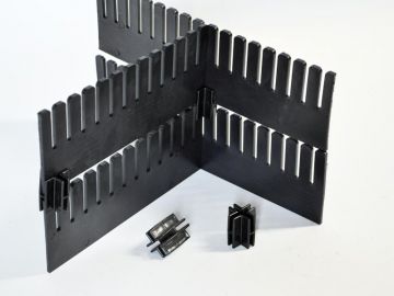 Connetion clip to stack 2 strips