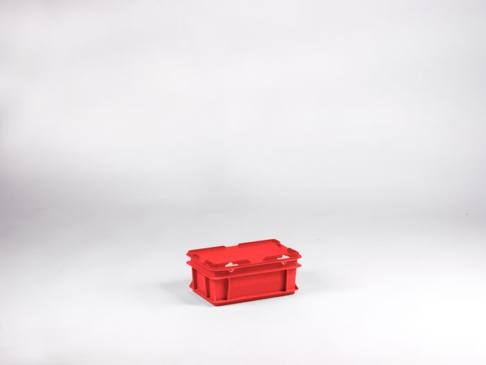 Stacking container 300x200x133 mm, 5L with lid, red