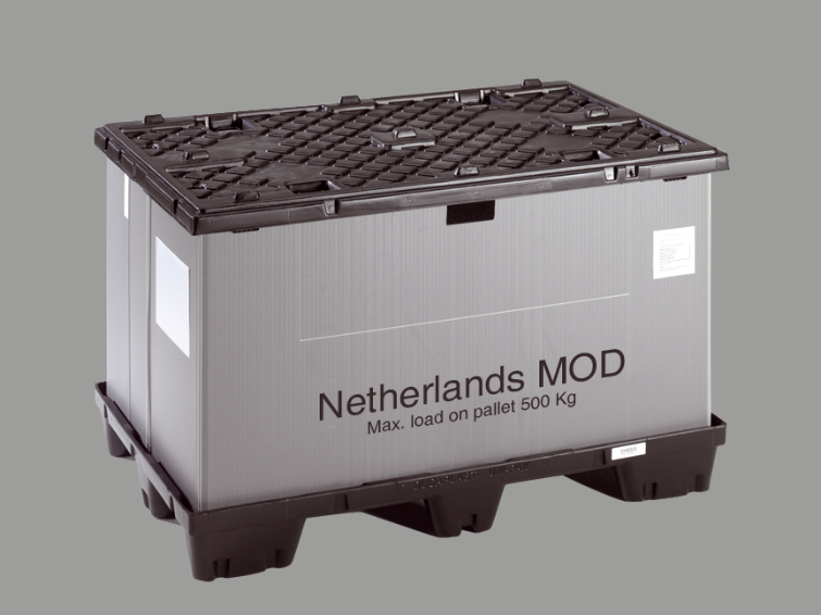 Pallet met opzetwanden
