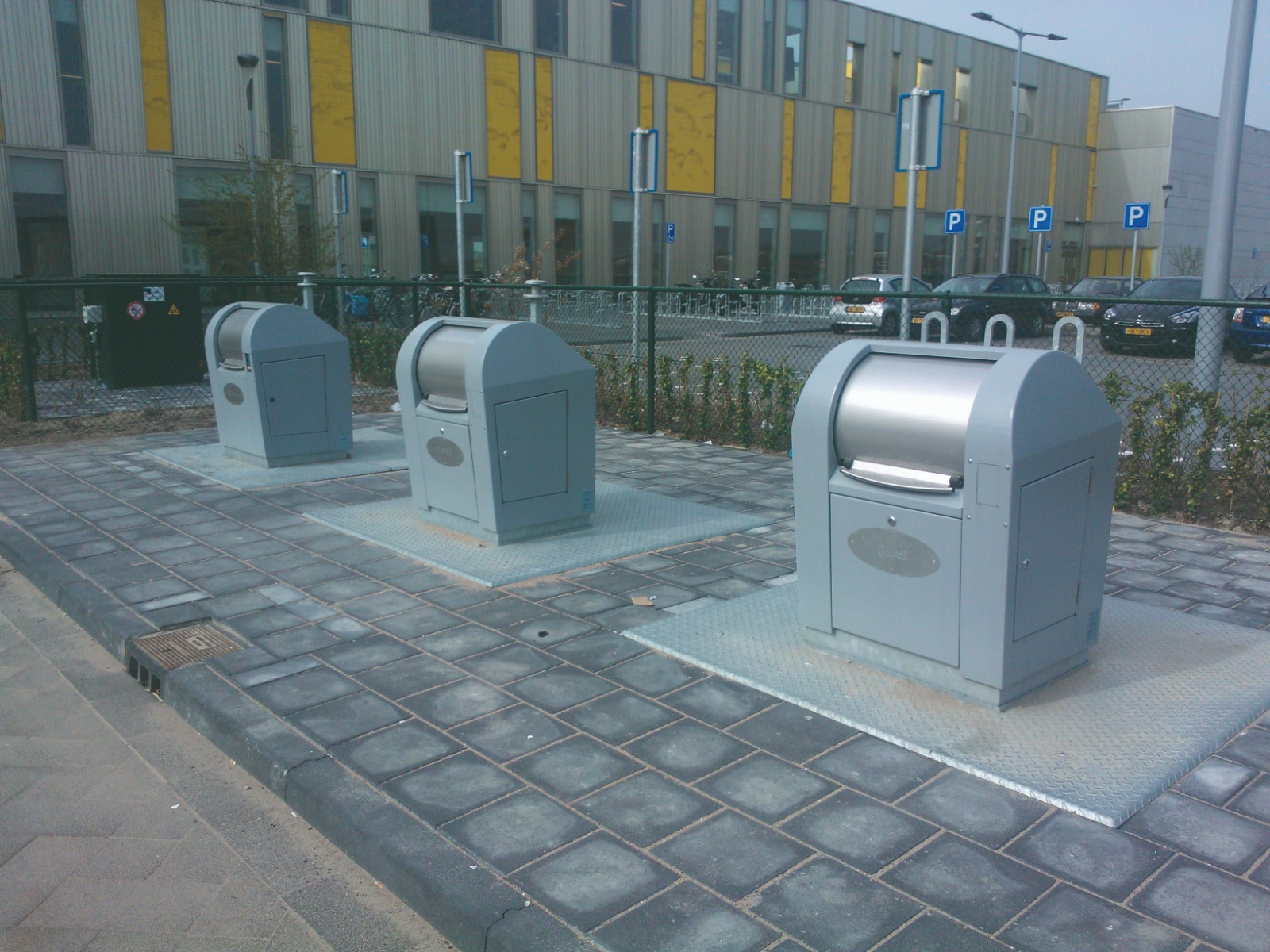 Underground waste containers Underground waste containers
