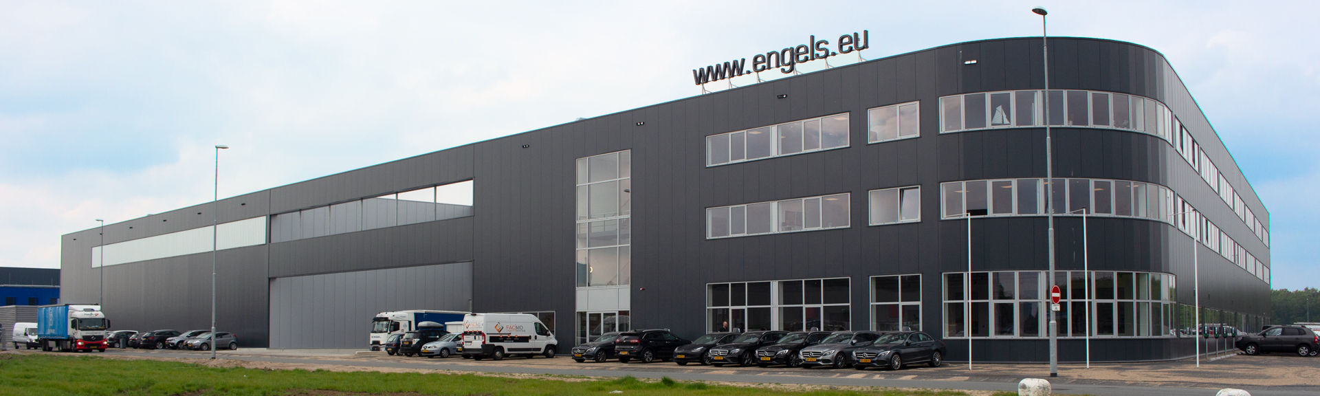 contact engels logistiek